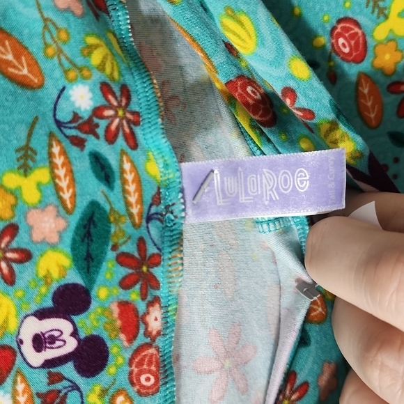 LuLaRoe Leggings - Tall & Curvy - Donald Duck & Friends - Picture 3 of 3